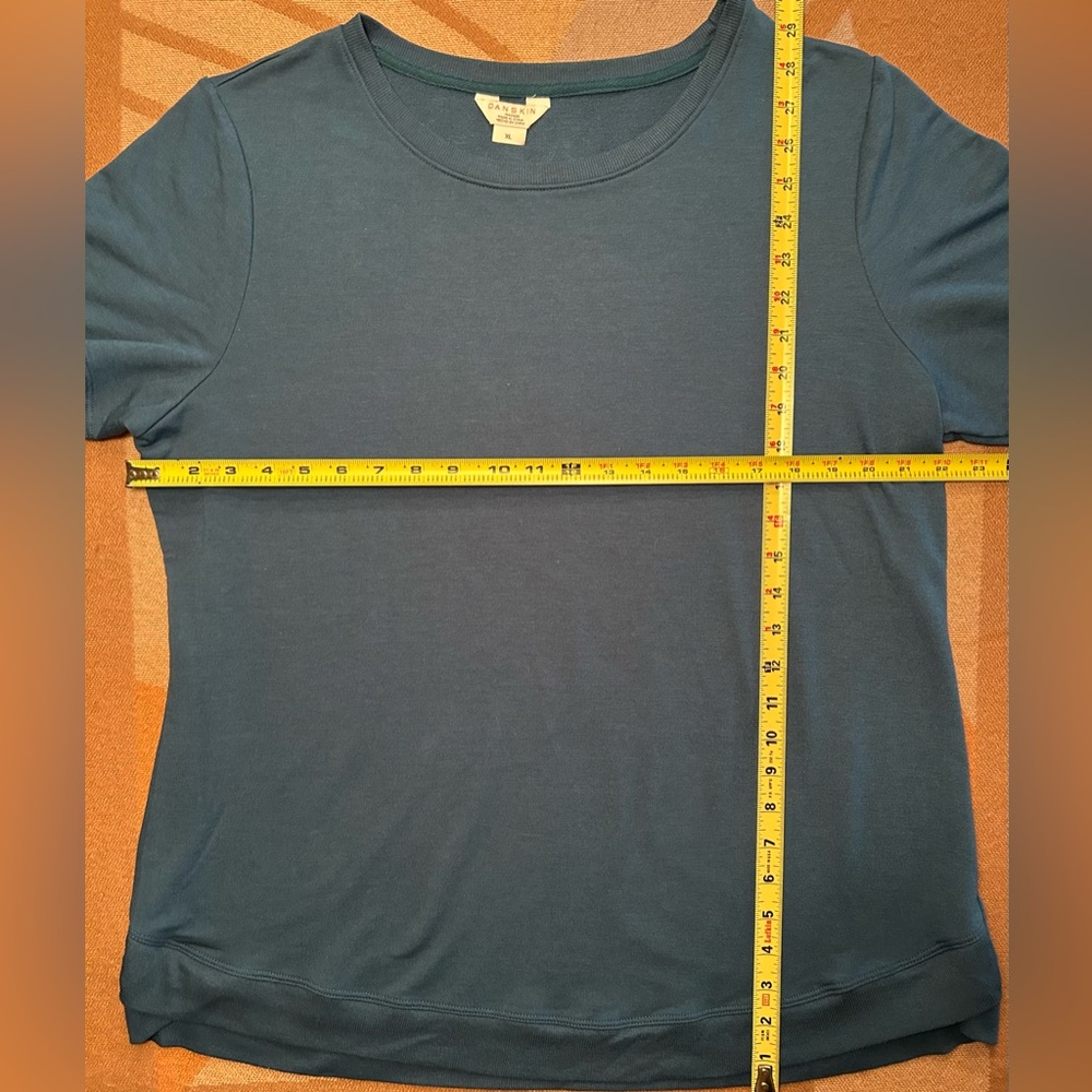 EUC Blue Danskin top, XL - Picture 8 of 10